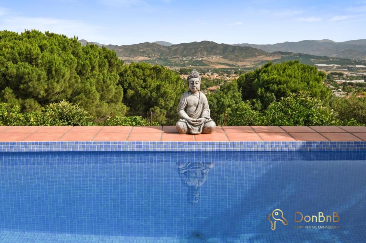 Casa De 2 Dormitorios Con Piscina Privada Y Desayuno Incluido En Alhaurin อาเลาริน เดลา ตอร์เร ภายนอก รูปภาพ