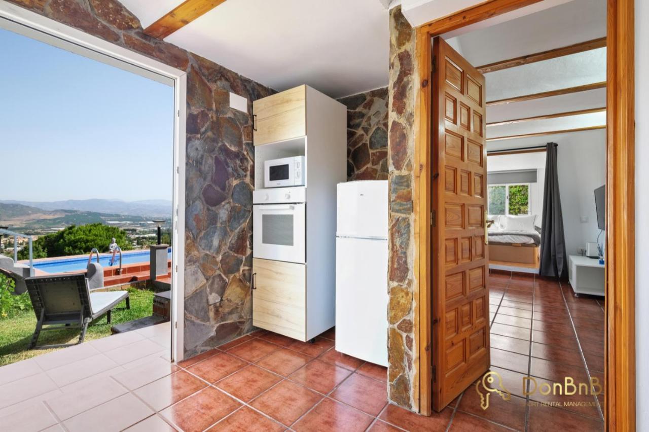 Casa De 2 Dormitorios Con Piscina Privada Y Desayuno Incluido En Alhaurin อาเลาริน เดลา ตอร์เร ภายนอก รูปภาพ