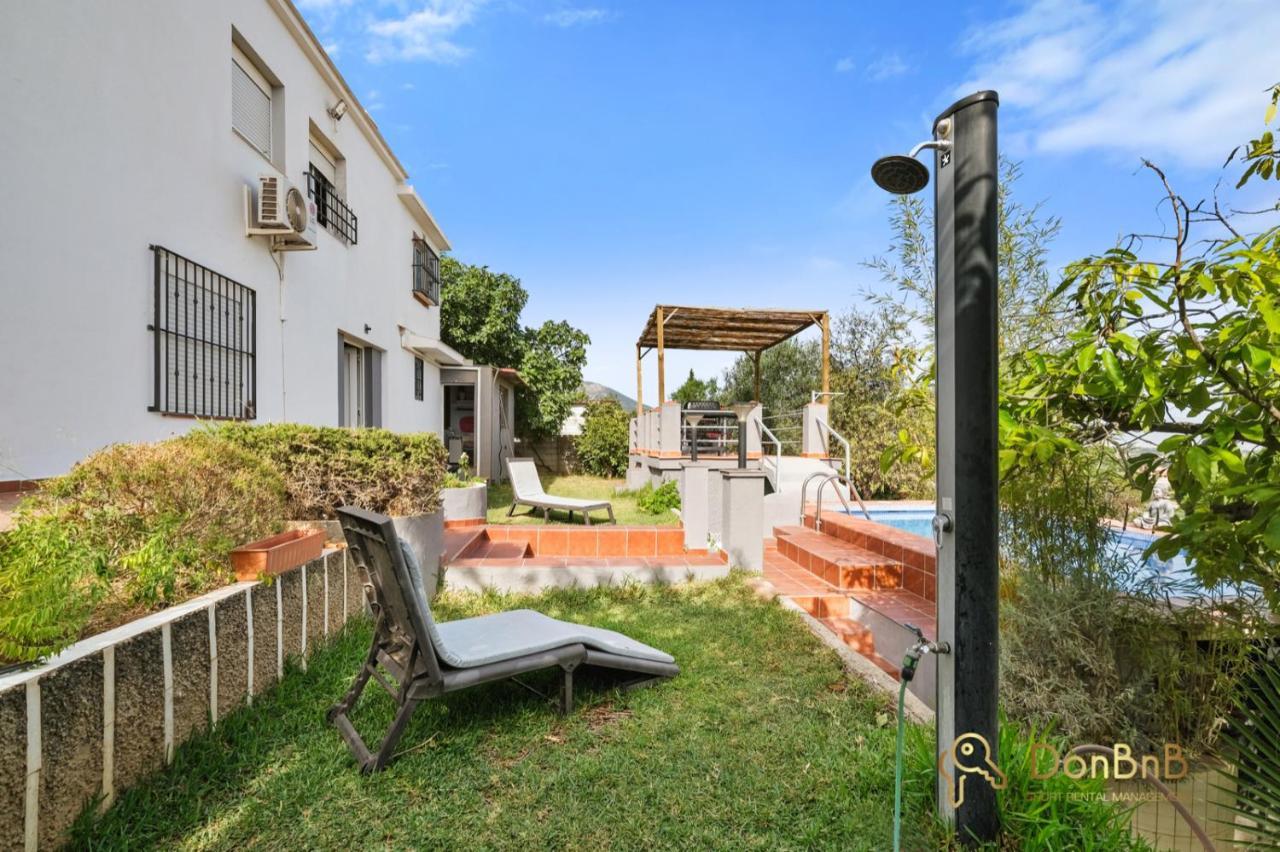 Casa De 2 Dormitorios Con Piscina Privada Y Desayuno Incluido En Alhaurin อาเลาริน เดลา ตอร์เร ภายนอก รูปภาพ