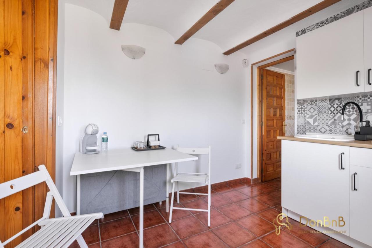 Casa De 2 Dormitorios Con Piscina Privada Y Desayuno Incluido En Alhaurin อาเลาริน เดลา ตอร์เร ภายนอก รูปภาพ